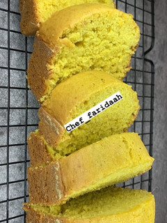 A picture of Mango loaf cake.