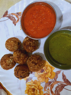 फलाहारी साबूदाना वड़ा (falahari sabudana vada recipe in Hindi) रेसिपी मुख्य फोटो