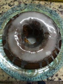 Una foto de Torta / budín de manzana súper fácil y esponjosa