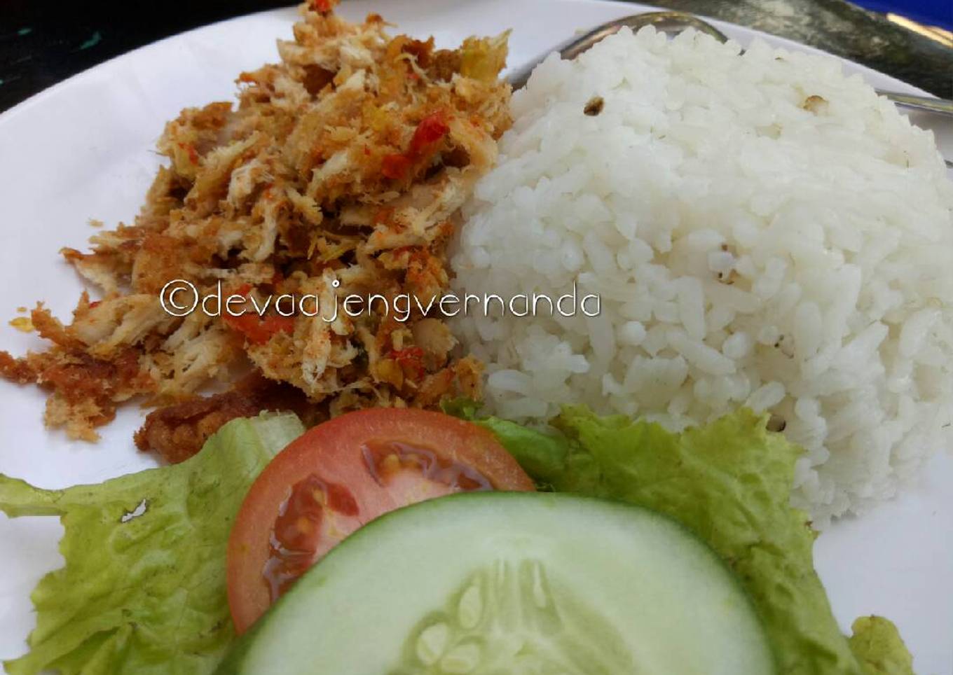 Nasi ayam geprek