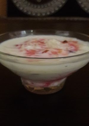 ગુલાબ ડ્રાય ફ્રુટ ખીર (Rose Dryfruit kheer Recipe in Gujarati) રેસીપી મુખ્ય ફોટો
