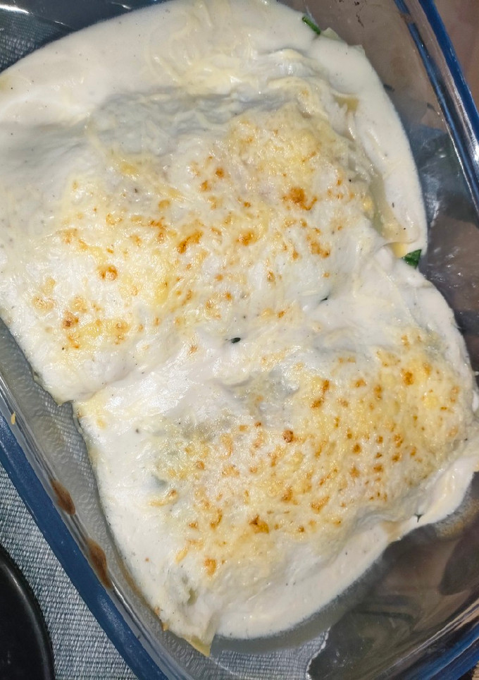 Una foto de Lasaña de espinacas con bechamel de coliflor
