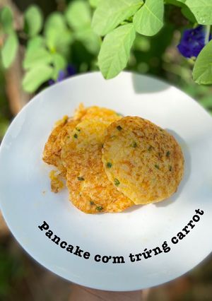 Hình của món Pancake cơm trứng carrot.