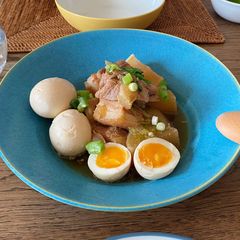 A picture of Japanese style braised pork belly in the Instant Pot.