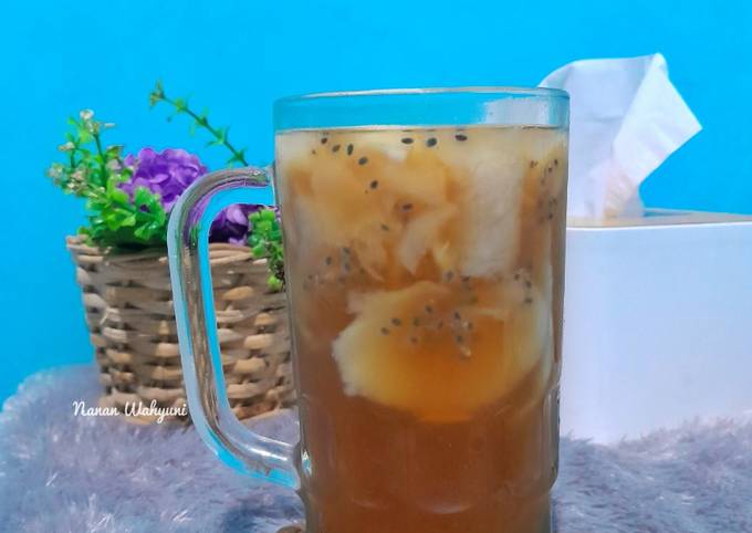 Resep Es Kelapa Muda Gula Aren Selasih oleh Nanan Wahyuni - Cookpad