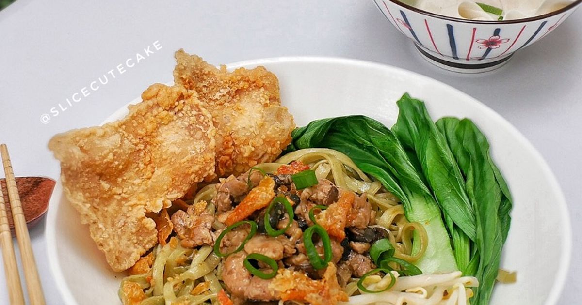 Bakmie Bayam Pangsit - Mie Ayam Bakmi Topping Ayam Jamur Kulit Krispi