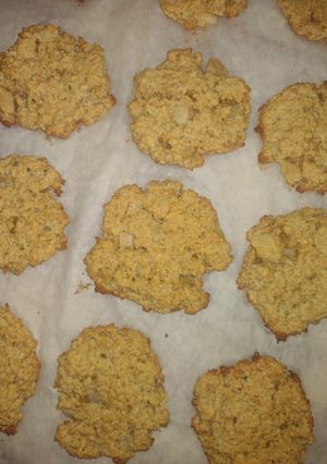 Una foto de Galletitas de avena, pera, manzana y canela