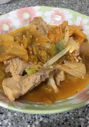 Hình của món Canh kim chi.