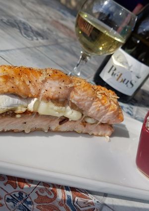 Une photo de Roti de saumon au chèvre