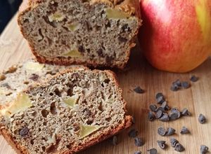 Une photo de Bread cake au sarrasin pommes et pépites de chocolat