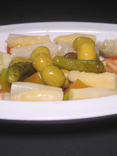 Una foto de Ensalada de espárragos y tomate