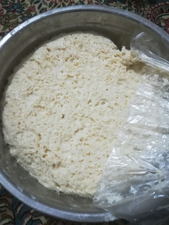 عکسی از دستور خمیر پیتزا
