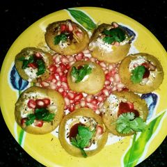 A picture of Gol gappa chat.