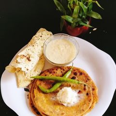 A picture of Cauliflower paratha (Gobhi paratha).