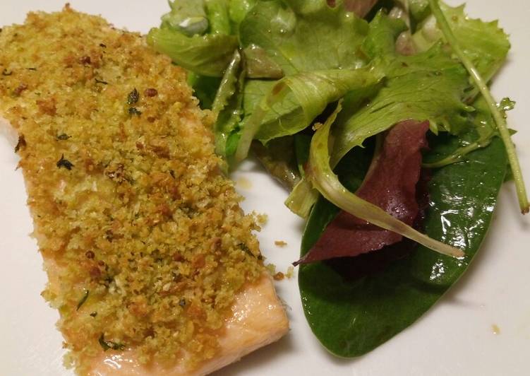 How to Prepare Perfect Salmon with garlic, parsley and pistachio crust