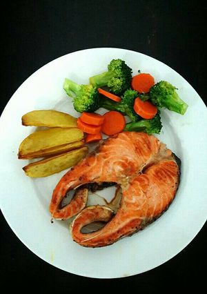 Foto resep Salmon grill with vegetables
