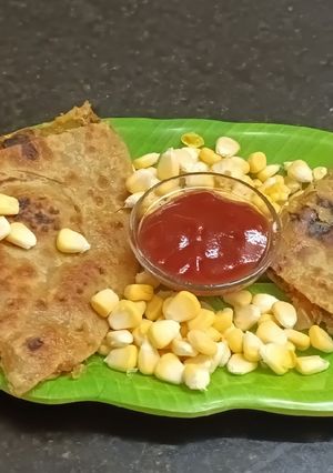 पोळी कॉर्न चीज सँडविच (Poli Corn Cheese Sandwich Recipe In Marathi) रेसिपी चे मुख्य फोटो