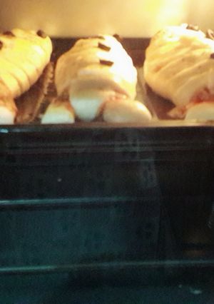 A picture of Fish pizza bread.
