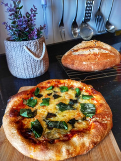 Una foto de Pizza Napoletana de Masa Madre ❤ 🇮🇹