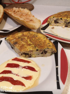 Una foto de Truita de pagès (tortilla de payés)