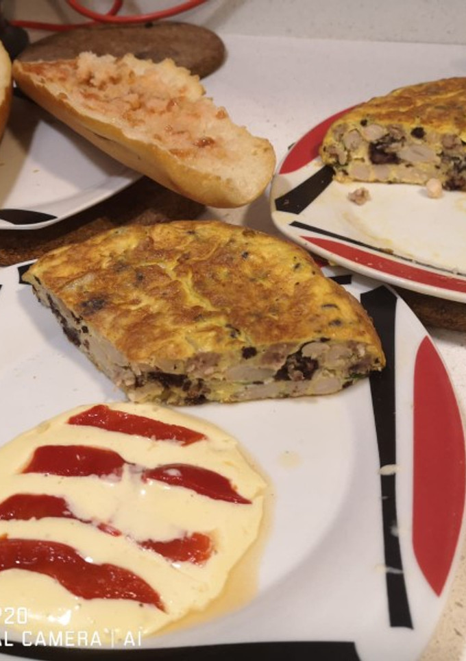 Una foto de Truita de pagès (tortilla de payés)