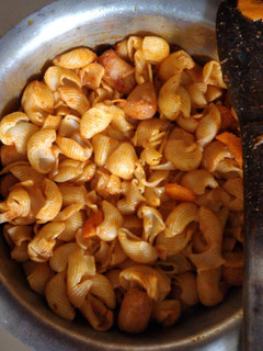 A picture of Macaroni with veggies #+3ingredients Challenge.