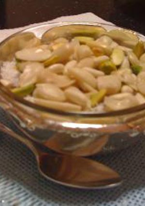 A picture of Rice pudding with spices - meghli.