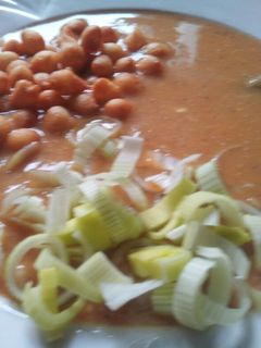 Édesburgonyás hagymakrémleves recept fotója
