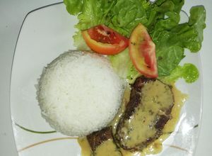 Una foto de Entrecot de res con salsa de tamarindo