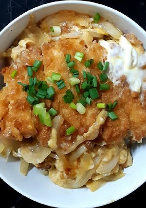 รูปของ How to make yummy dishes 😊 "Katsudon Pork Cutlet Rice Bowl"