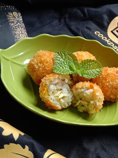 Foto resep Bola-bola nasi ayam (MPASI 20 bulan+)