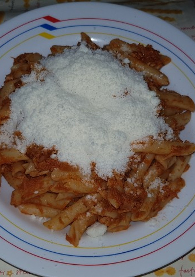 Una foto de Macarrones con atún