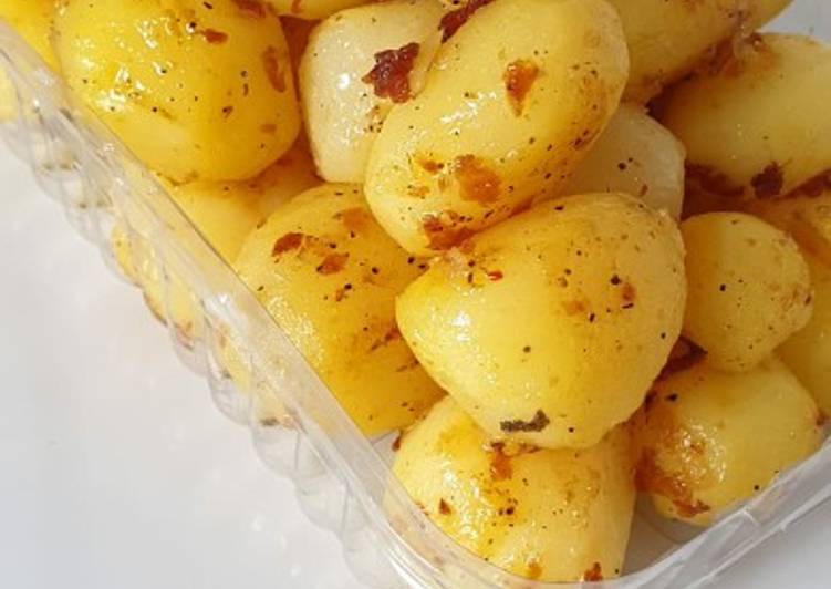 Patatas al ajillo