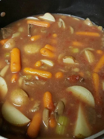 Simple Way Prepare Recipe Hearty Beef &amp; Veggie Soup that is So Delicious, Delicious}
