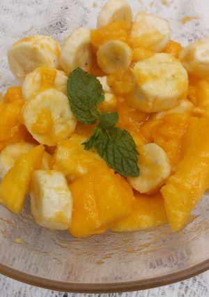 A picture of Fruit salad.
