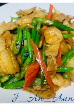 รูปของ หมูสามชั้นผัดถั่วฮอยซินซอส
