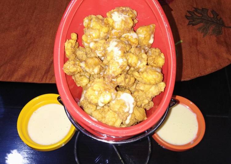 Chicken popcorn with garlic cheese dip😋