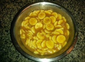 Una foto de Banana al ron con dulce de leche