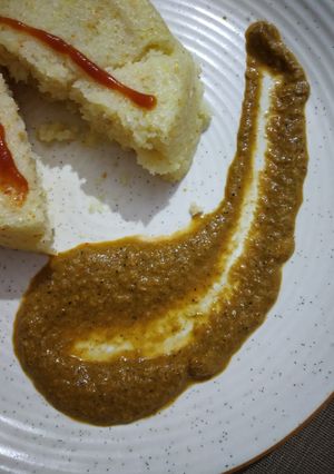 A picture of Roasted tomato sauce.