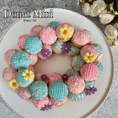 A picture of Donut Mini.