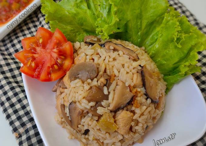 Nasi Tim Ayam Jamur (rice cooker)