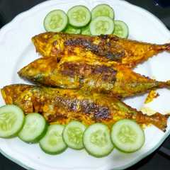 A picture of Ikan kembung bakar bumbu padang.