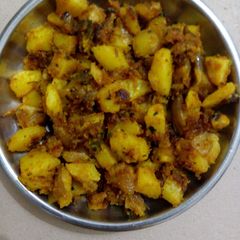 A picture of Besani aaloo.