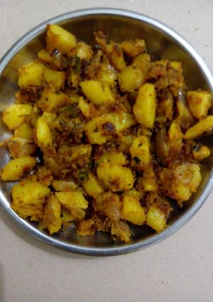 A picture of Besani aaloo.