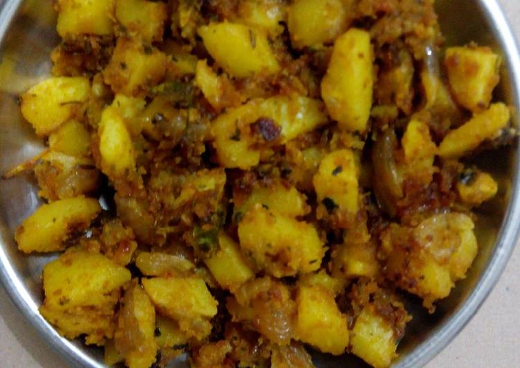 Step-by-Step Guide to Make Super Quick Homemade Besani aaloo

