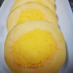 A picture of Mango stuffed Mango icecream.