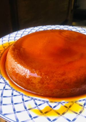 Una foto de Flan de limón