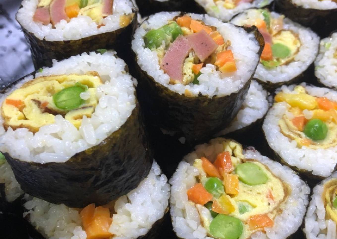 Kimbab (nasi gulung ala korea)