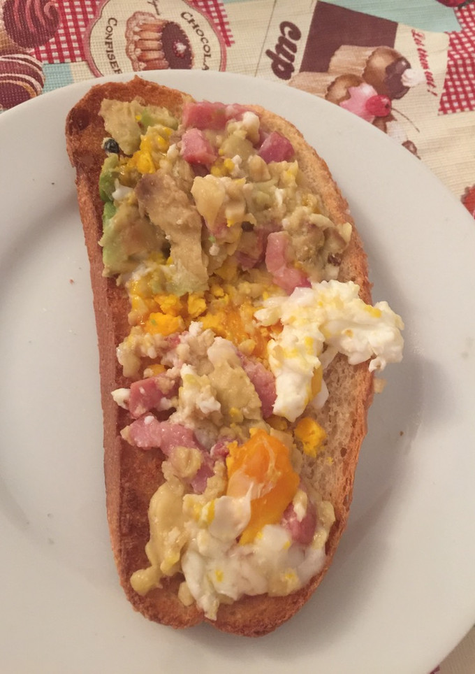 Una foto de Tosta de aguacate