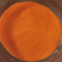 A picture of Wing sauce.